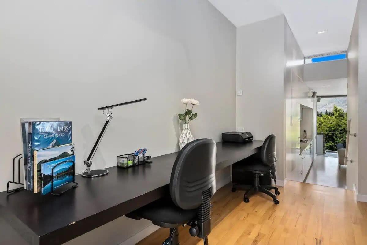 קווינסטאון Luxury Lake View - 1 Bedroom מראה חיצוני תמונה